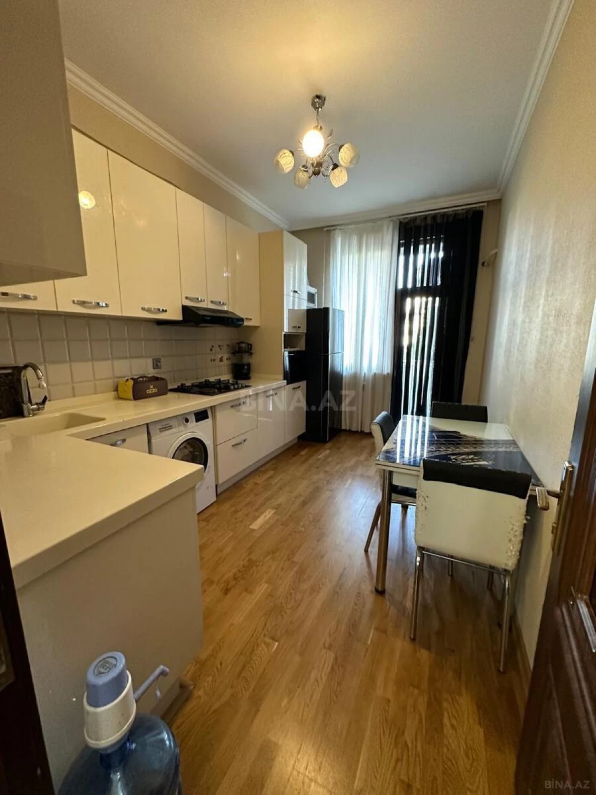 Satılır 2 otaqlı mənzil 72 m²