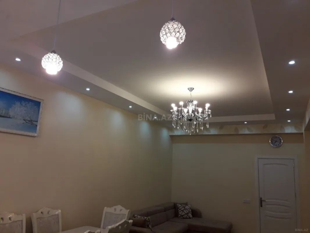 Kirayə verilir 2 otaqlı mənzil 100 m²