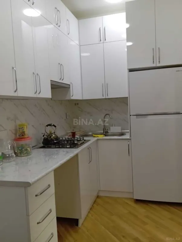 Satılır 3 otaqlı mənzil 92 m²
