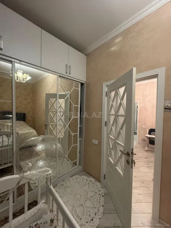 Satılır 2 otaqlı mənzil 65 m²