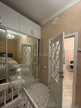 Satılır 2 otaqlı mənzil 65 m²