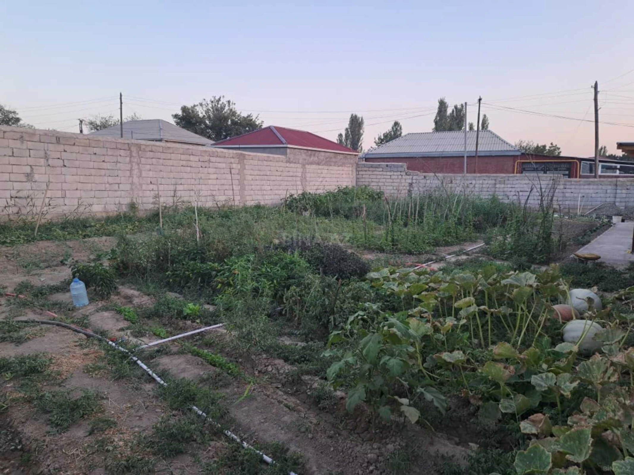 Satılır torpaq sahəsi 4 m²