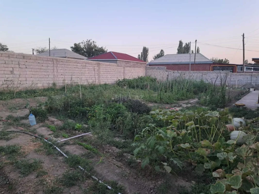 Satılır torpaq sahəsi 4 m²