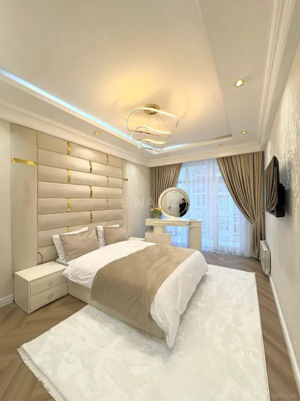 Satılır 3 otaqlı mənzil 100.5 m²