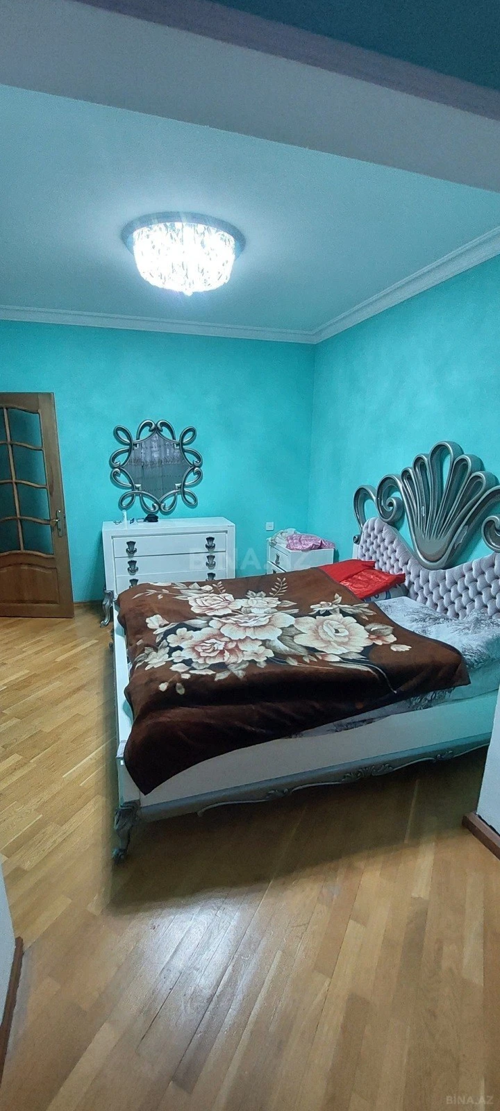 Kirayə verilir 3 otaqlı mənzil 99 m²