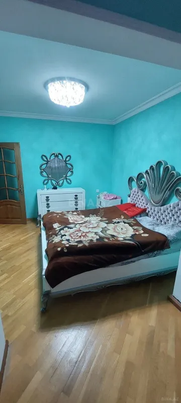 Kirayə verilir 3 otaqlı mənzil 99 m²