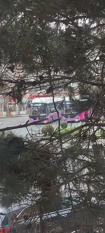 Kirayə verilir 3 otaqlı mənzil 99 m²