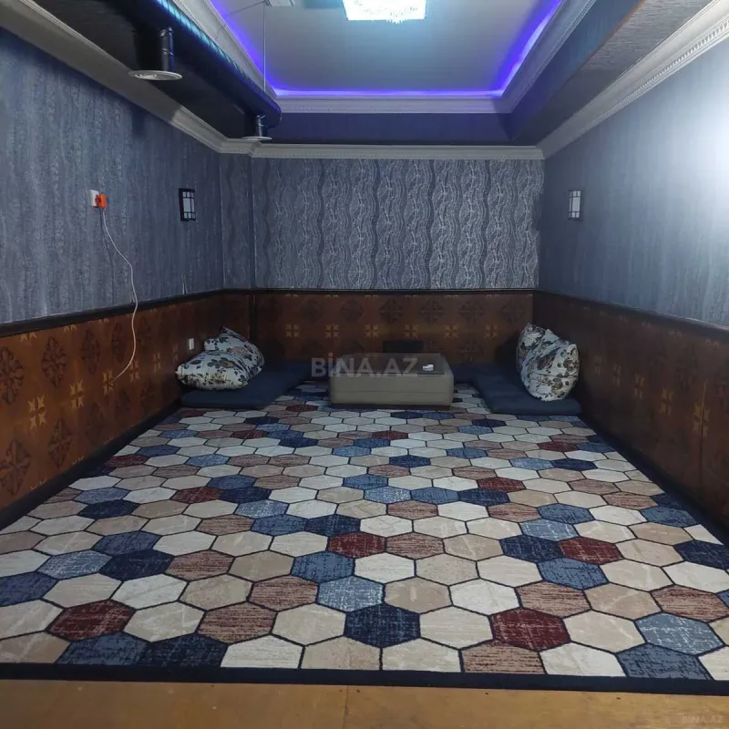 Satılır obyekt 300 m²