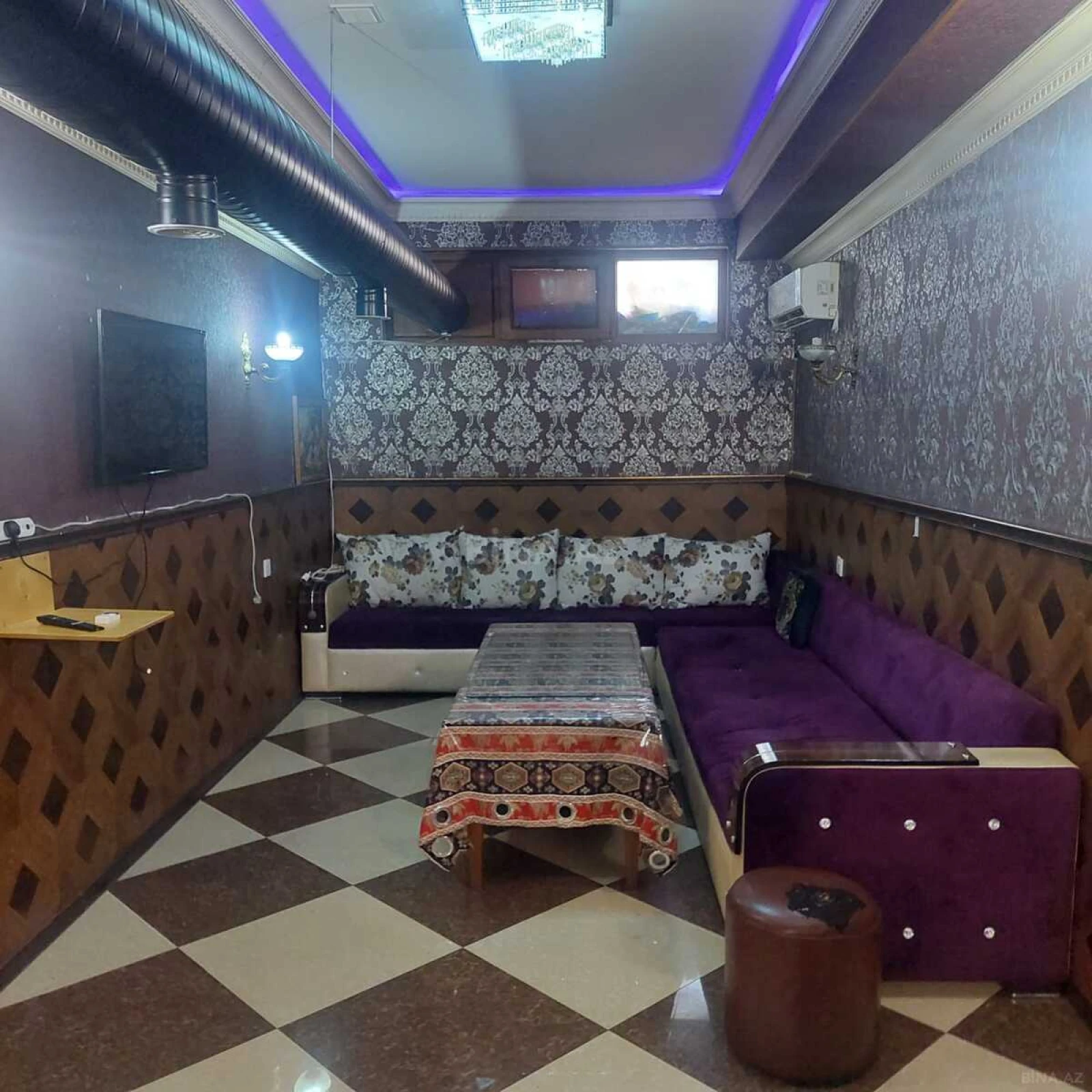 Satılır obyekt 300 m²