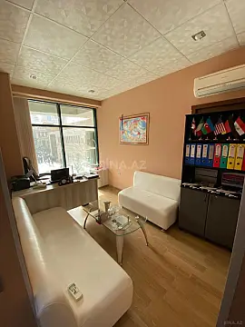 Satılır 1 otaqlı ofis 40 m²