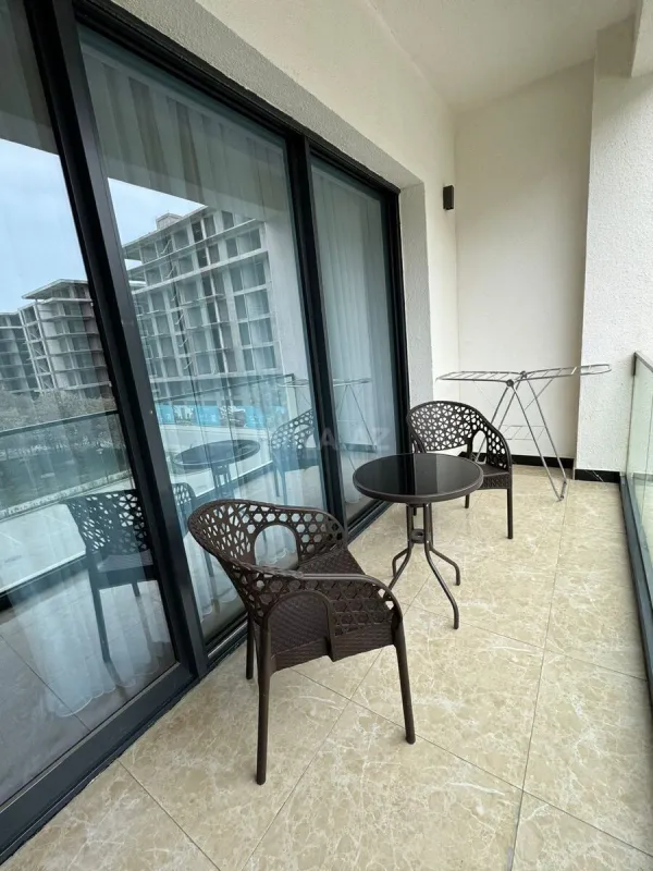 Kirayə verilir 1 otaqlı mənzil 60 m²