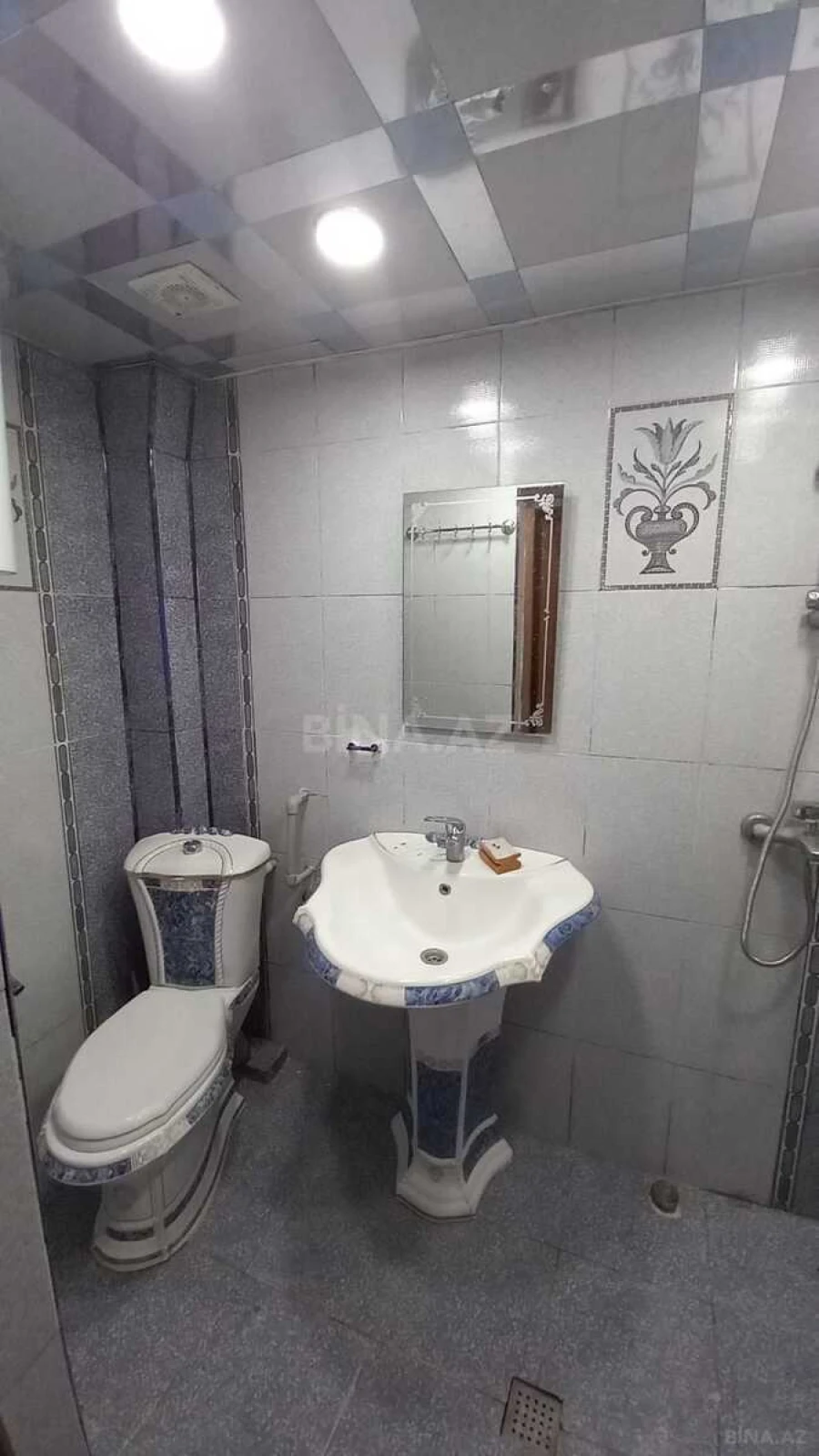 Kirayə verilir 3 otaqlı mənzil 71 m²