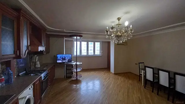 Kirayə verilir 3 otaqlı mənzil 71 m²