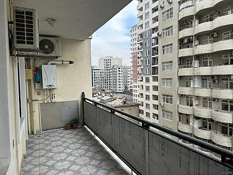 Kirayə verilir 2 otaqlı mənzil 110 m²