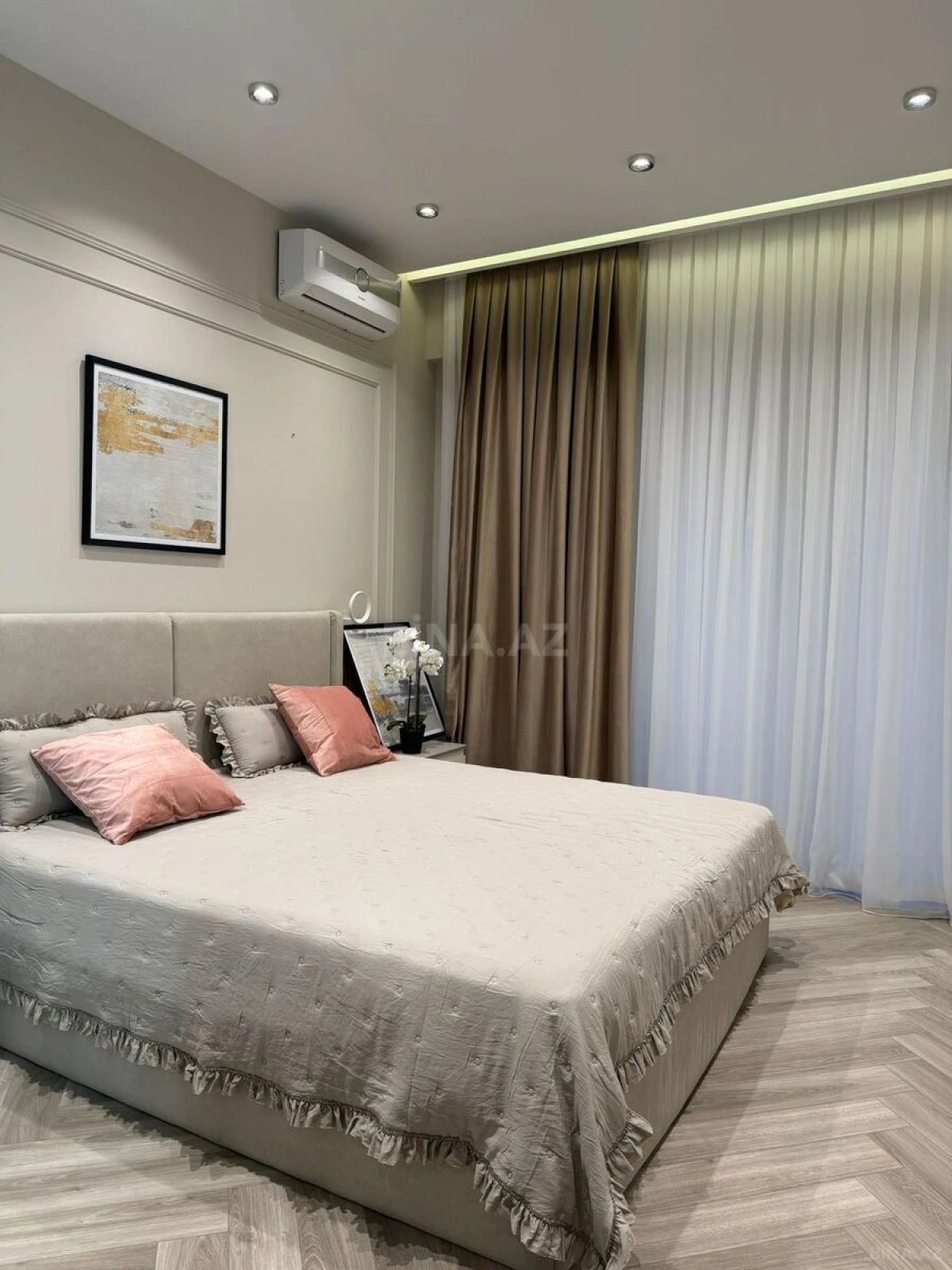 Kirayə verilir 2 otaqlı mənzil 68 m²