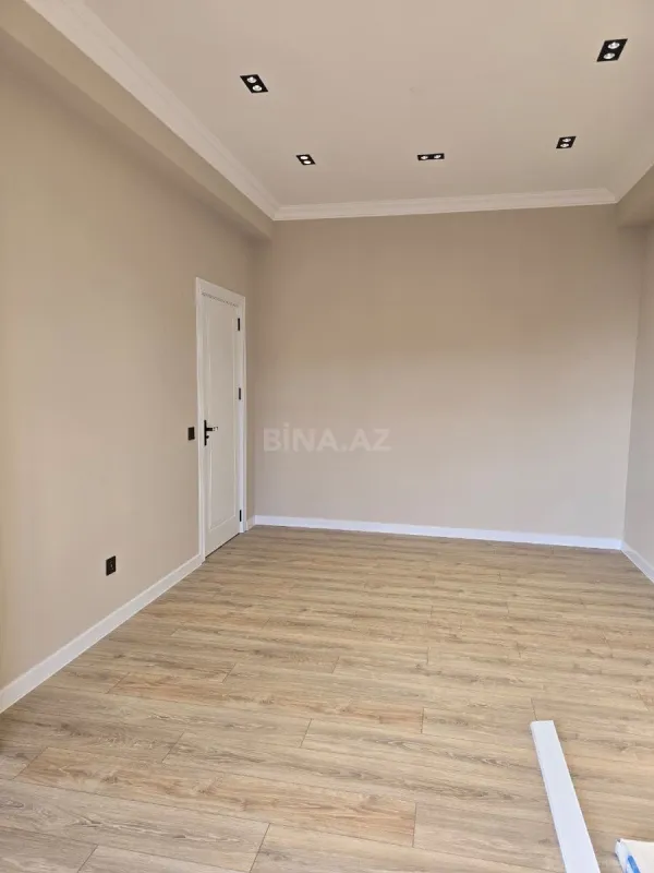Kirayə verilir 2 otaqlı mənzil 85 m²