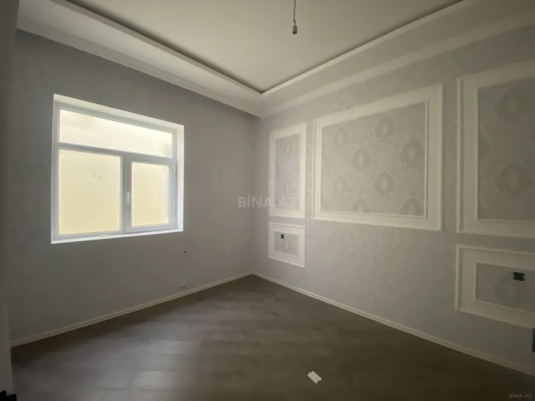 Satılır 6 otaqlı həyət evi 180 m²