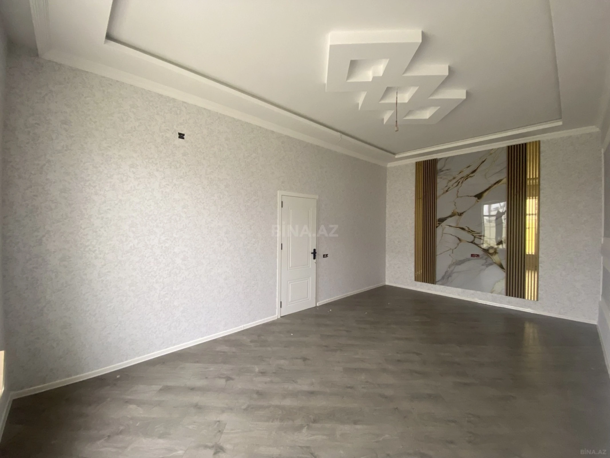 Satılır 6 otaqlı həyət evi 180 m²