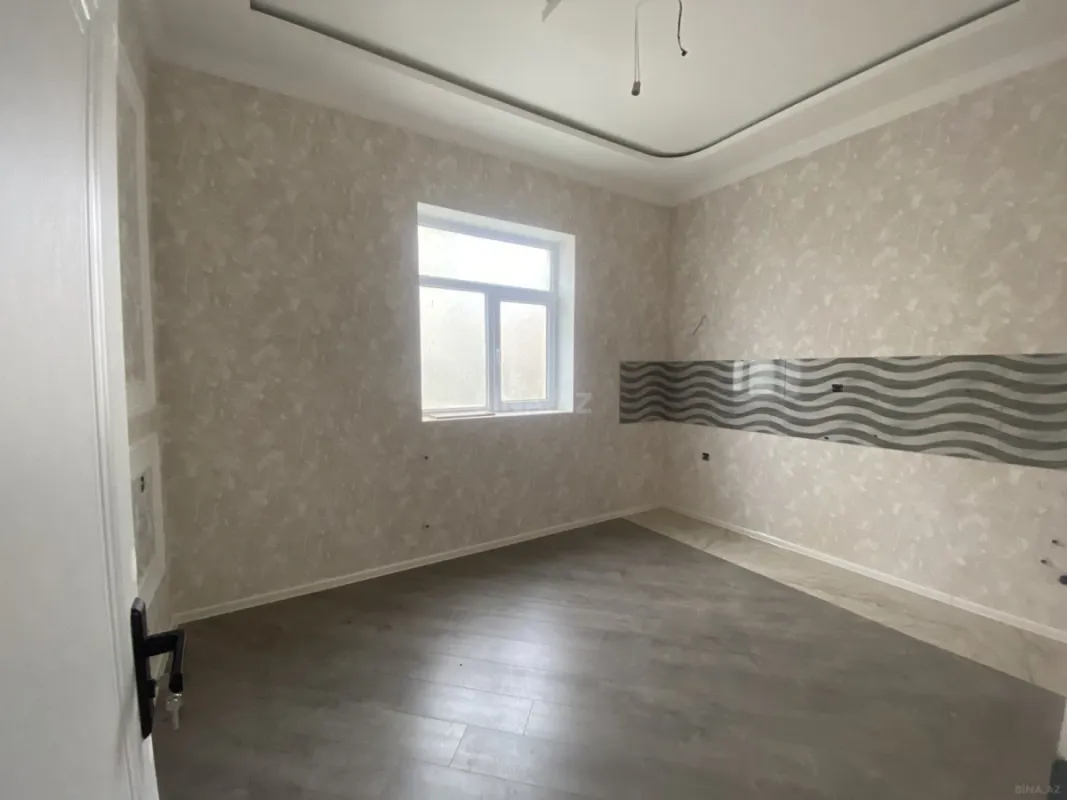 Satılır 6 otaqlı həyət evi 180 m²