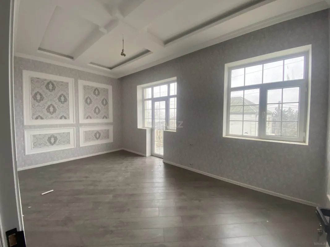Satılır 6 otaqlı həyət evi 180 m²