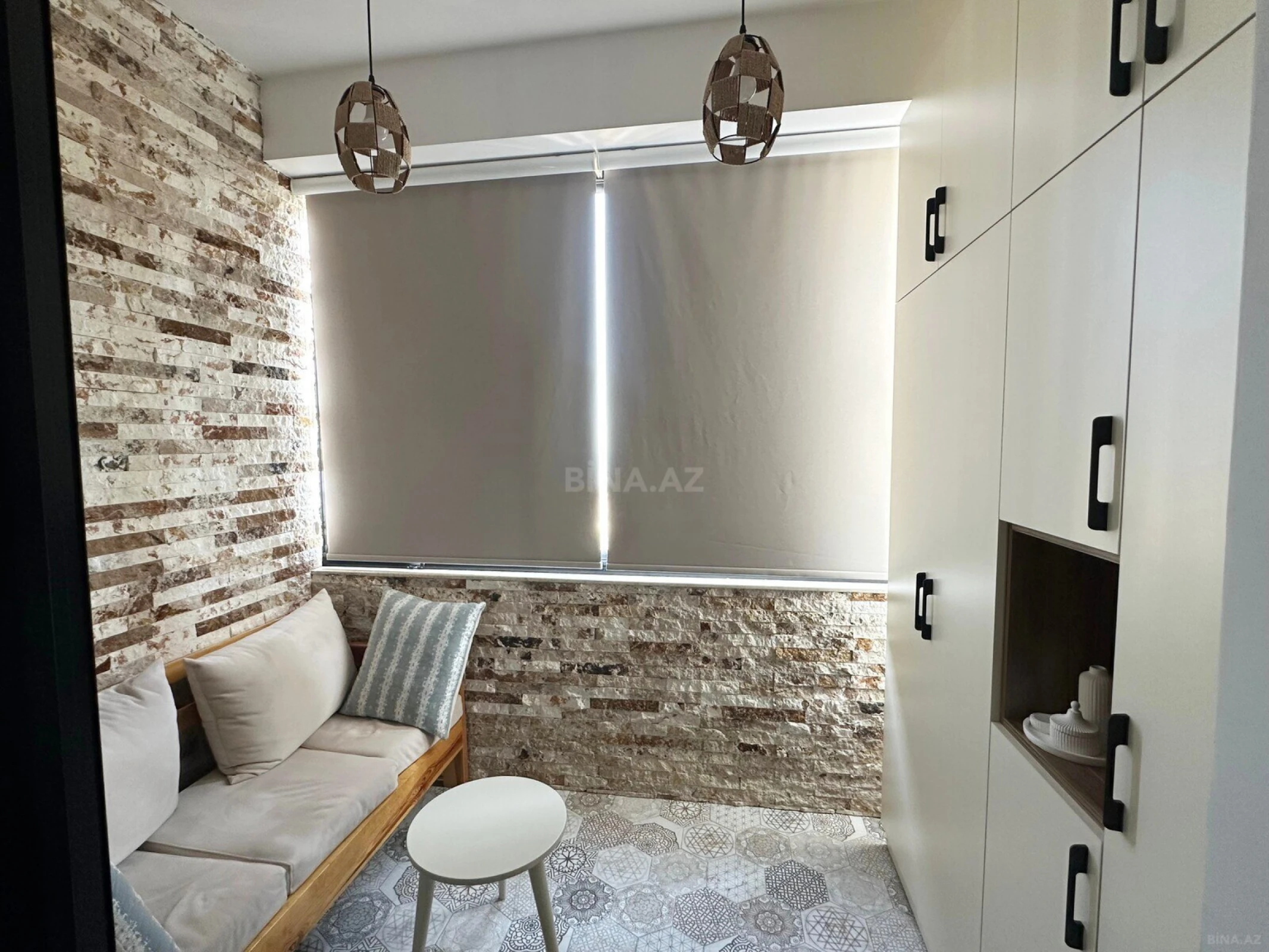 Kirayə verilir 3 otaqlı mənzil 150 m²