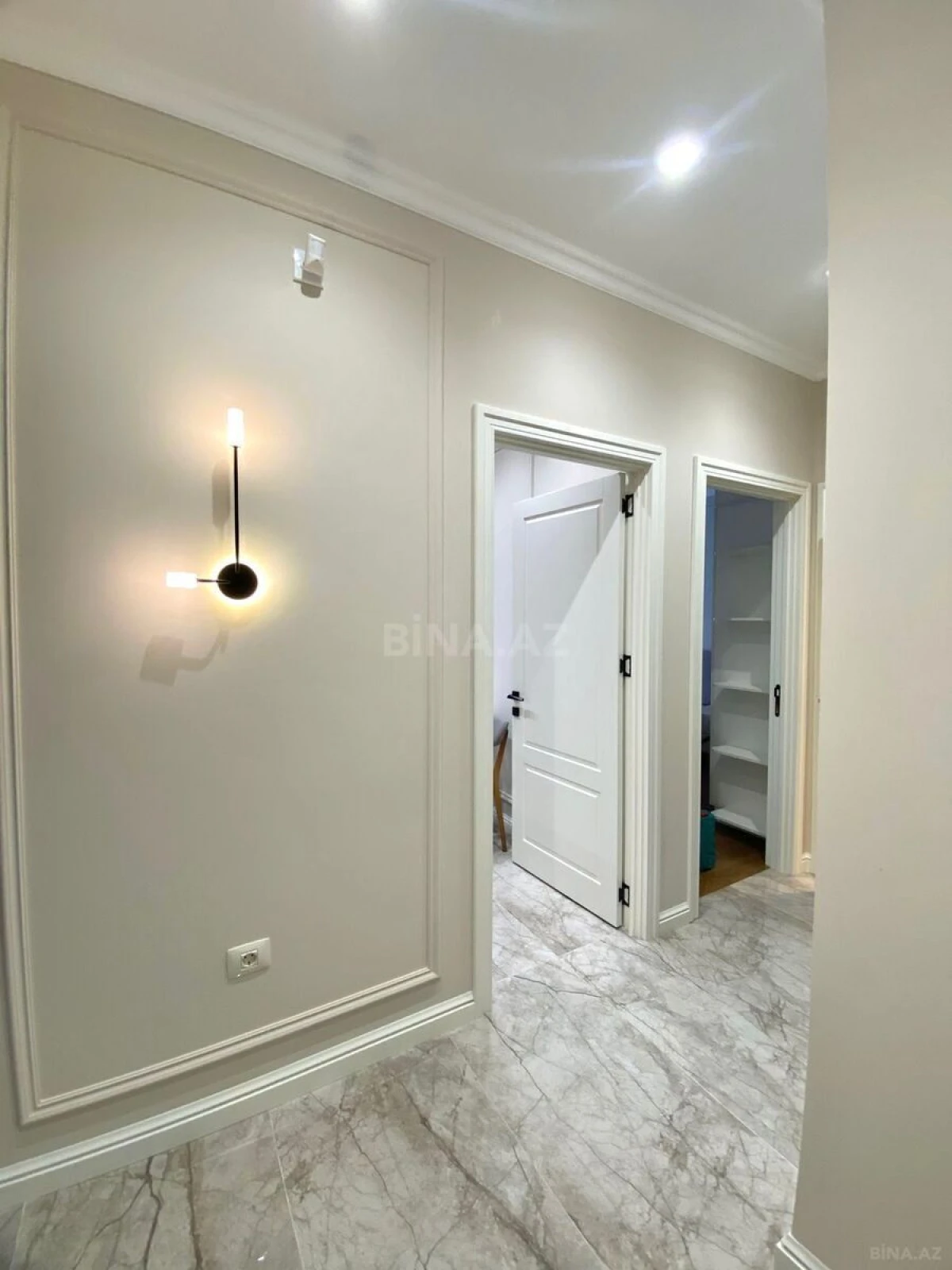 Kirayə verilir 2 otaqlı mənzil 70 m²