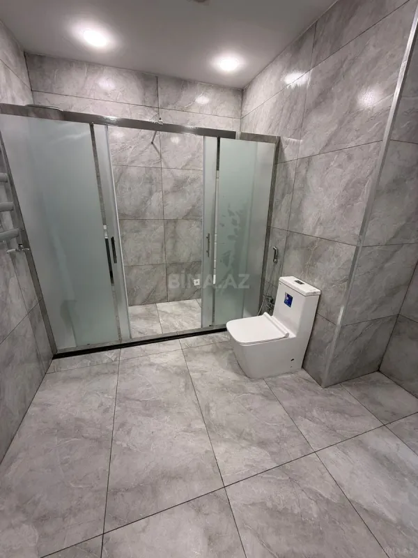 Kirayə verilir 3 otaqlı mənzil 140 m²
