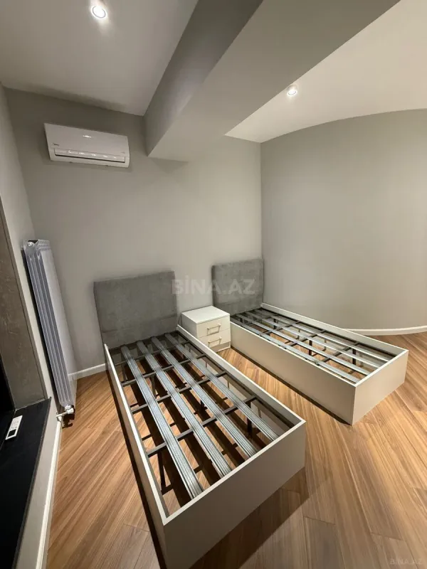 Kirayə verilir 3 otaqlı mənzil 140 m²