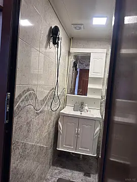 Satılır 2 otaqlı mənzil 70 m²