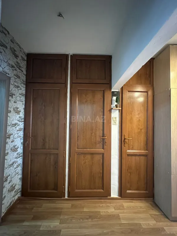 Satılır 2 otaqlı mənzil 70 m²