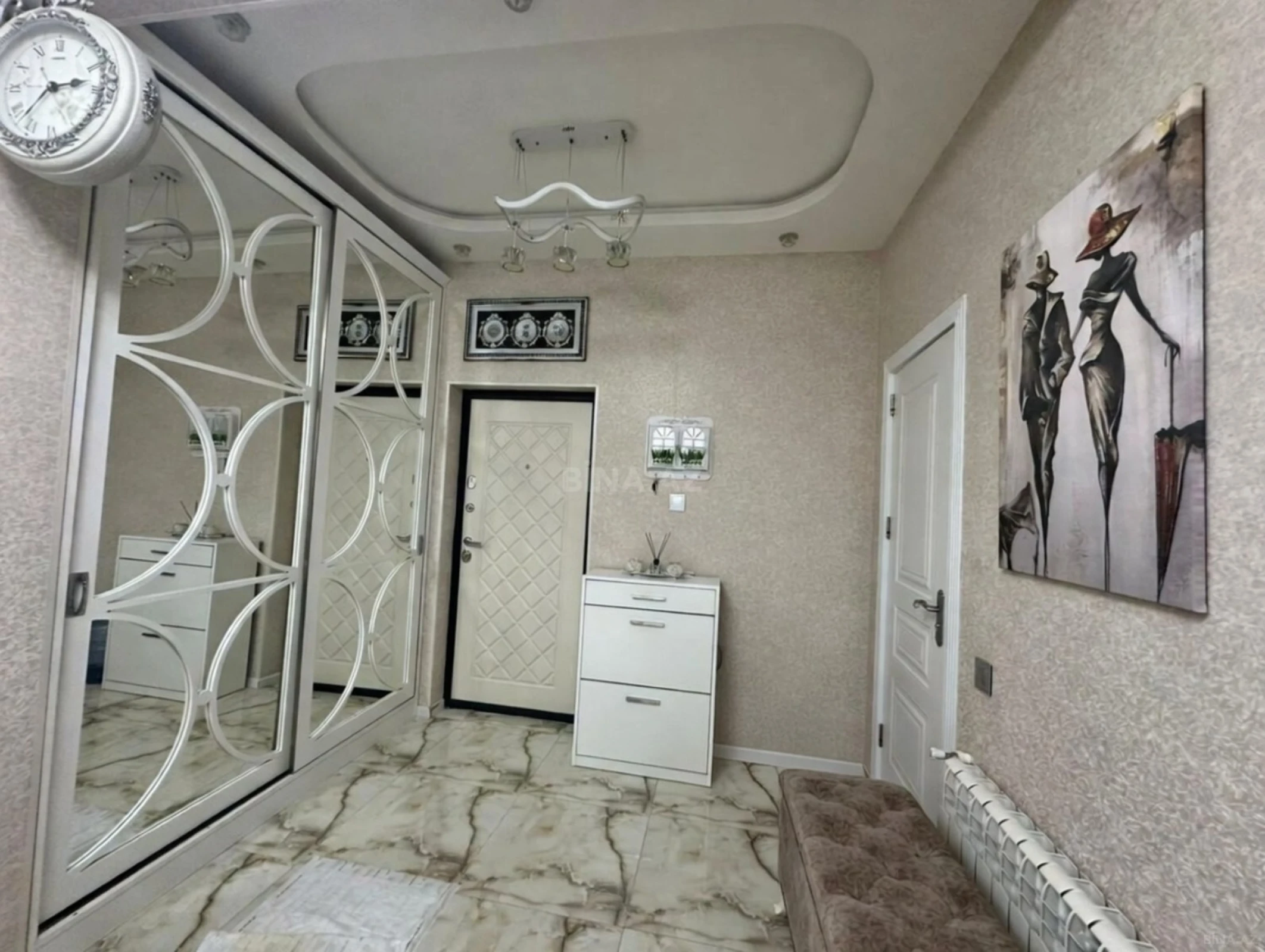 Satılır 3 otaqlı mənzil 91 m²