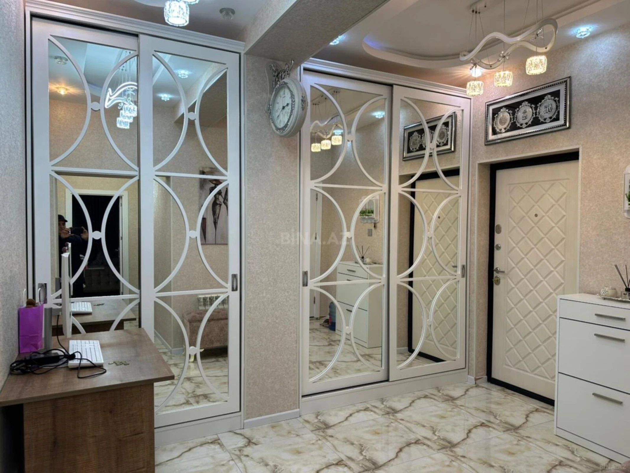 Satılır 3 otaqlı mənzil 91 m²