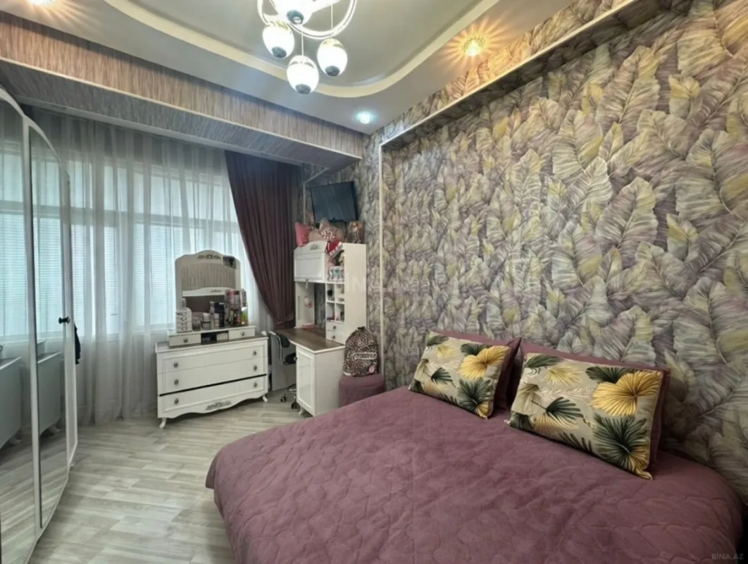 Satılır 3 otaqlı mənzil 91 m²