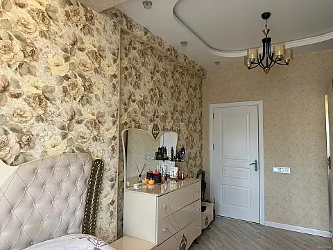 Satılır 3 otaqlı mənzil 91 m²