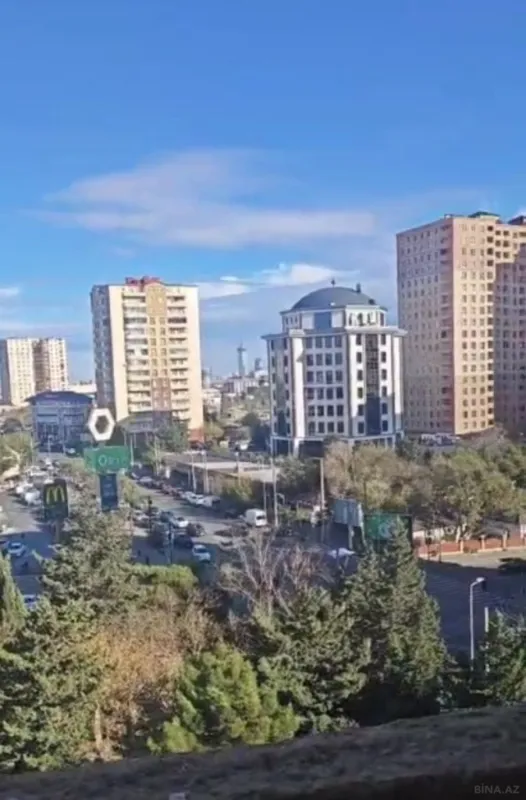 Satılır 3 otaqlı mənzil 152.5 m²