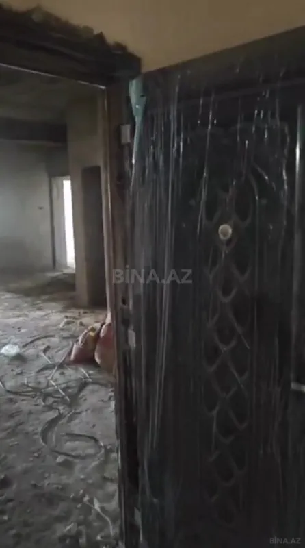 Satılır 3 otaqlı mənzil 152.5 m²