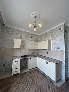 Kirayə verilir 2 otaqlı mənzil 79.4 m²