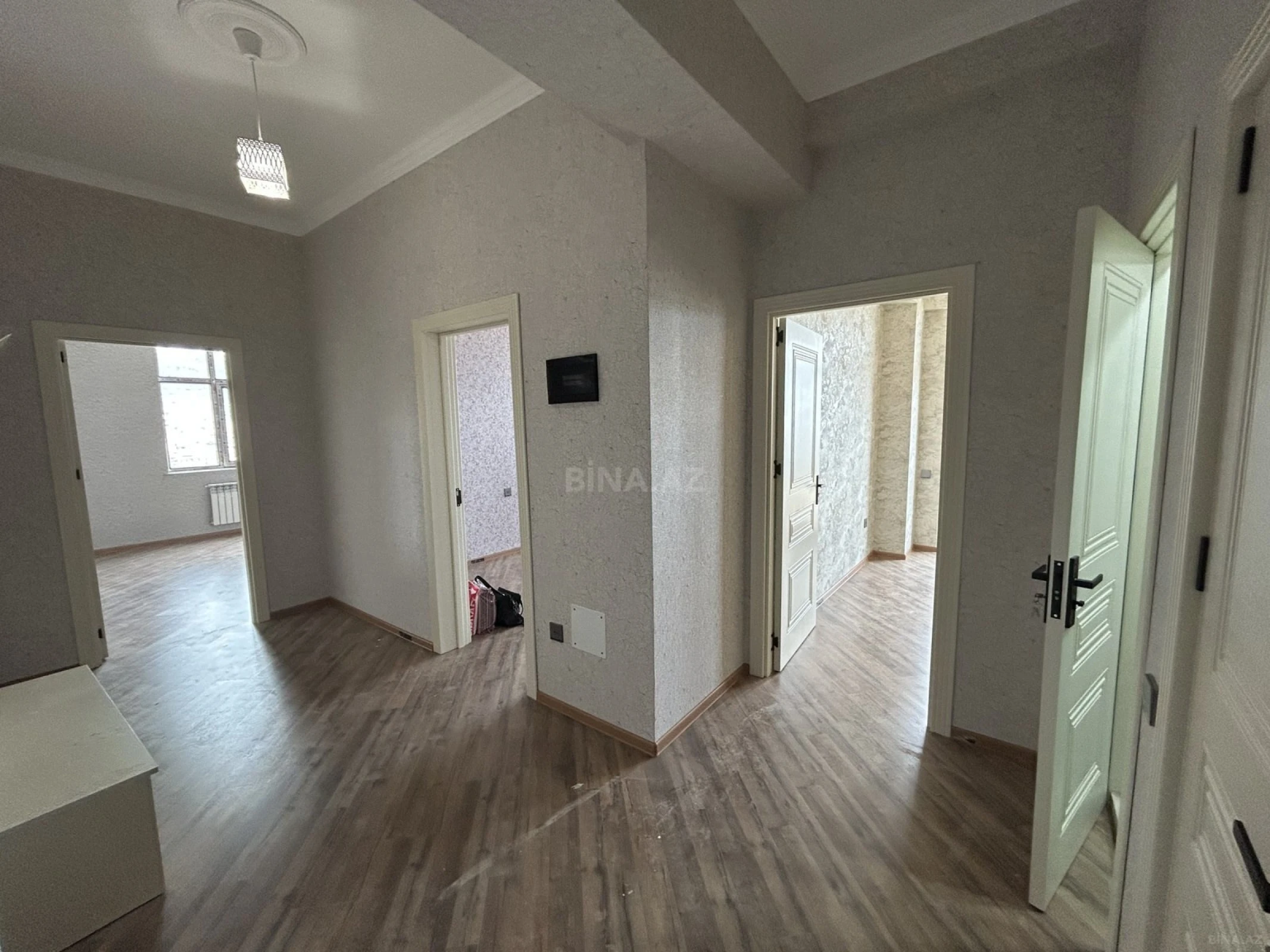 Kirayə verilir 2 otaqlı mənzil 79.4 m²