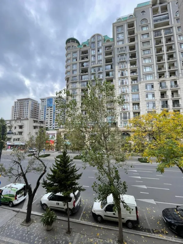 Satılır 3 otaqlı mənzil 75 m²