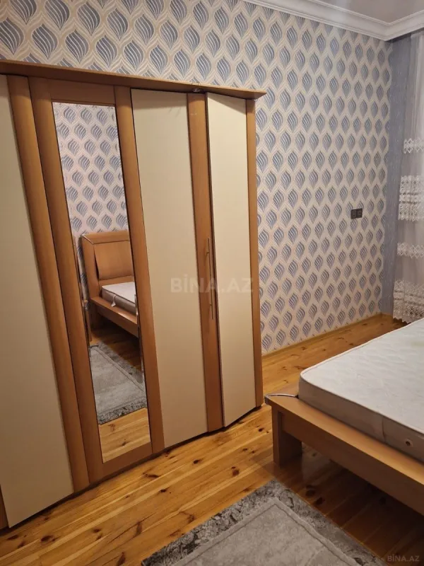 Kirayə verilir 2 otaqlı mənzil 85 m²