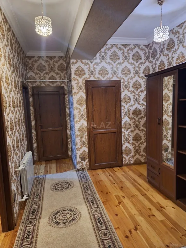 Kirayə verilir 2 otaqlı mənzil 85 m²