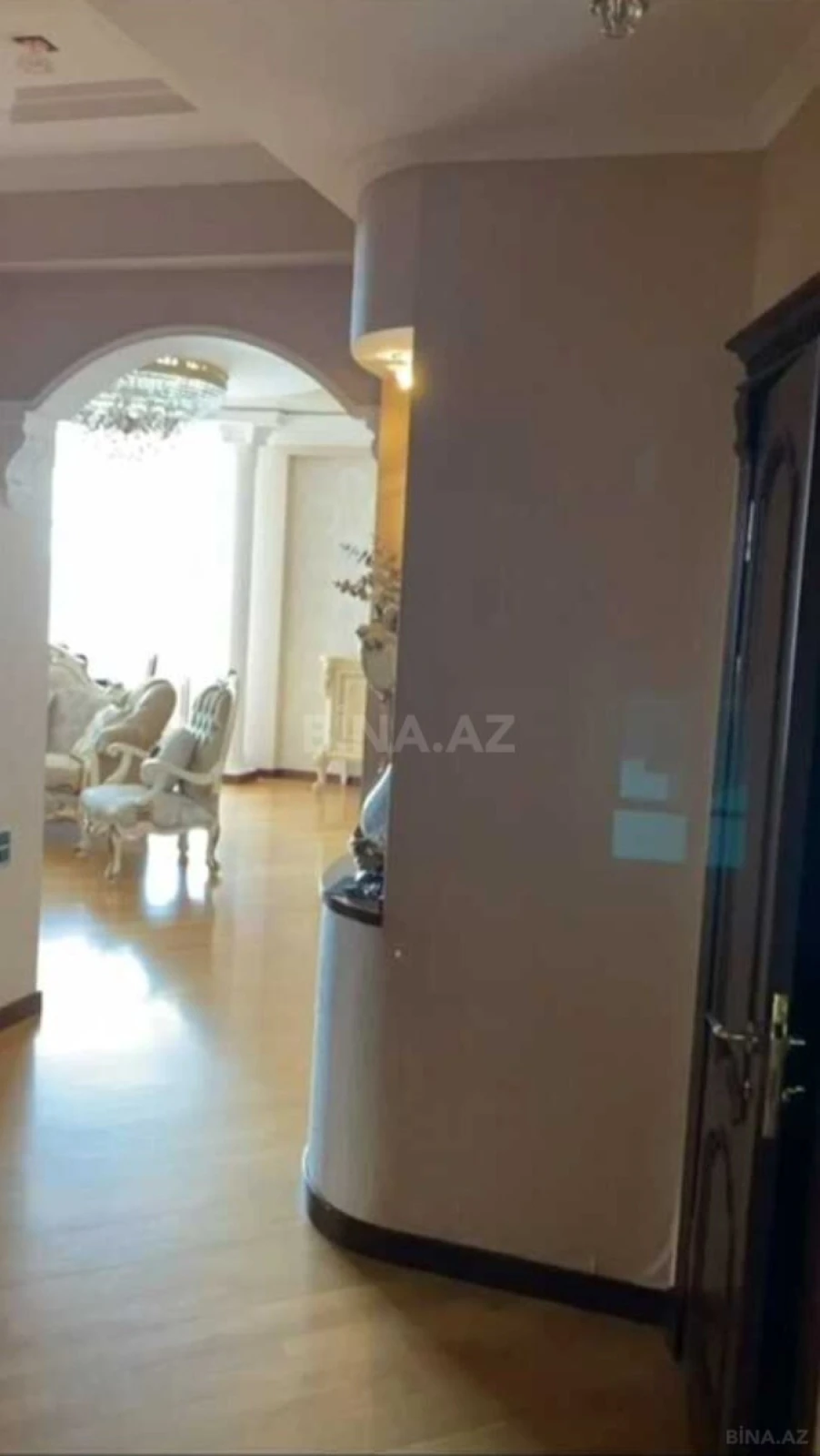 Kirayə verilir 3 otaqlı mənzil 130 m²