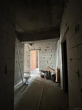 Satılır 4 otaqlı mənzil 126 m²