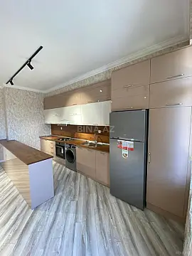Kirayə verilir 5 otaqlı mənzil 155 m² — Bakı, İnşaatçılar 5 otaq 155.00 m²