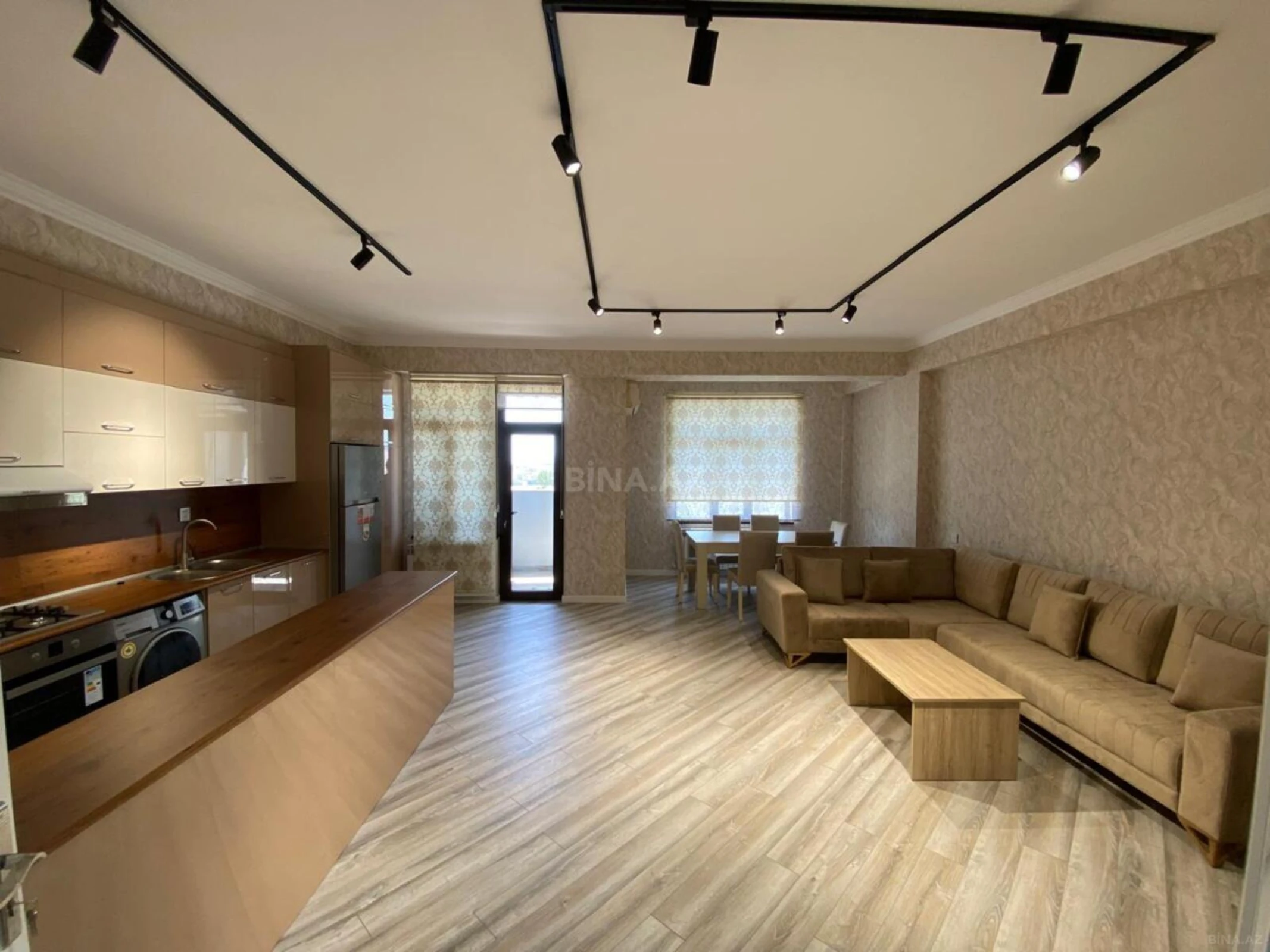 Kirayə verilir 5 otaqlı mənzil 155 m²