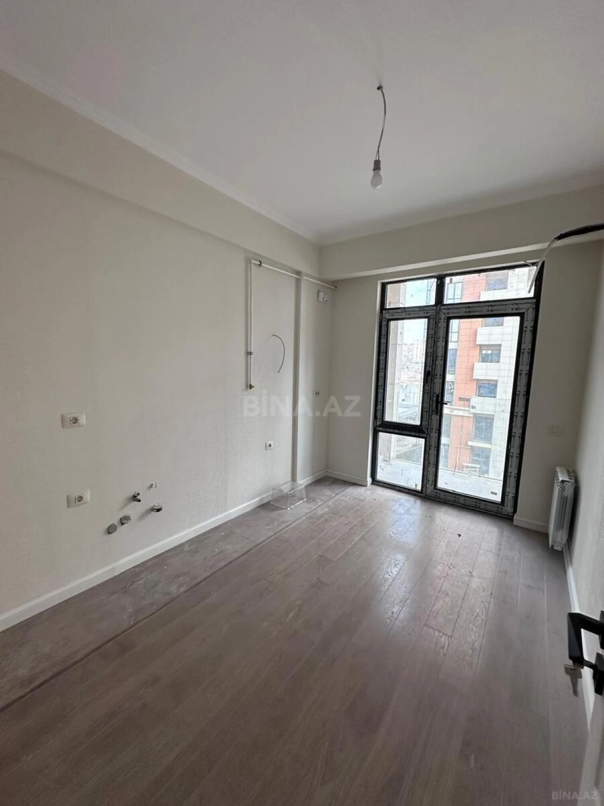 Satılır 2 otaqlı mənzil 56 m²