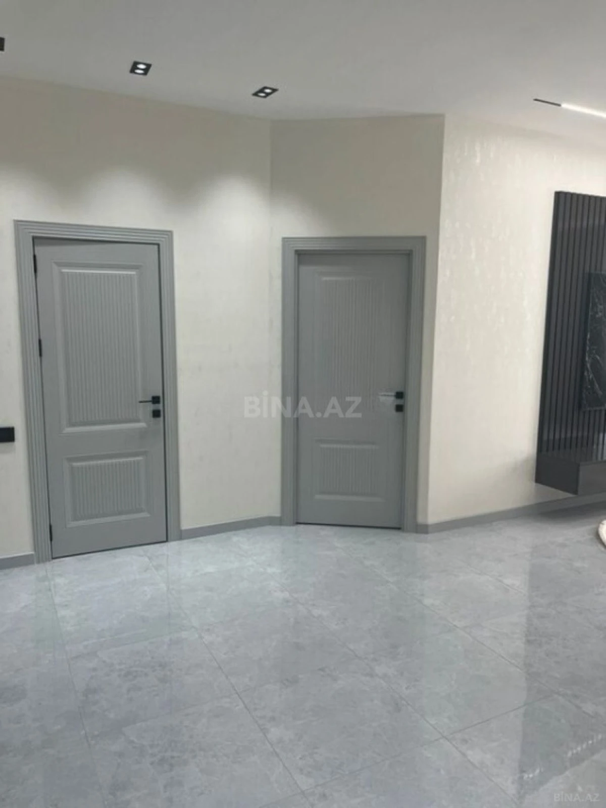 Satılır 2 otaqlı mənzil 58 m²