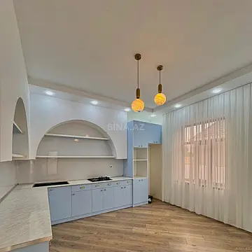 Satılır 5 otaqlı həyət evi 210 m²