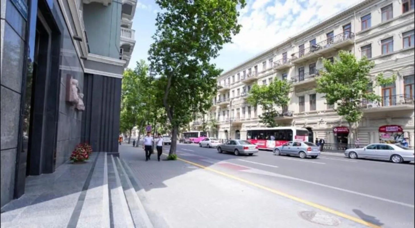 Kirayə verilir 3 otaqlı mənzil 95 m²