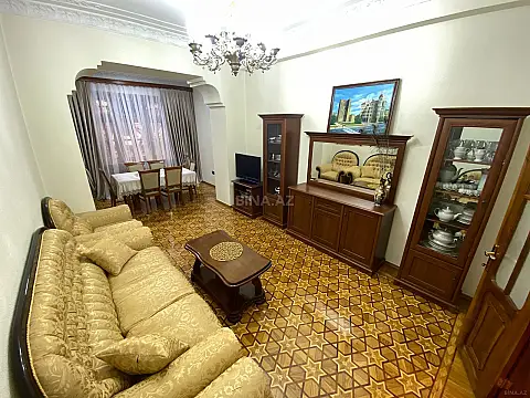 Kirayə verilir 3 otaqlı mənzil 95 m²